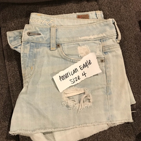 Shorts - Picture 2 of 5